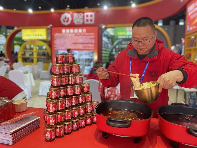 会麻辣产业迈向高品质发展阶段麻将胡了试玩网站免费直击糖酒(图4)