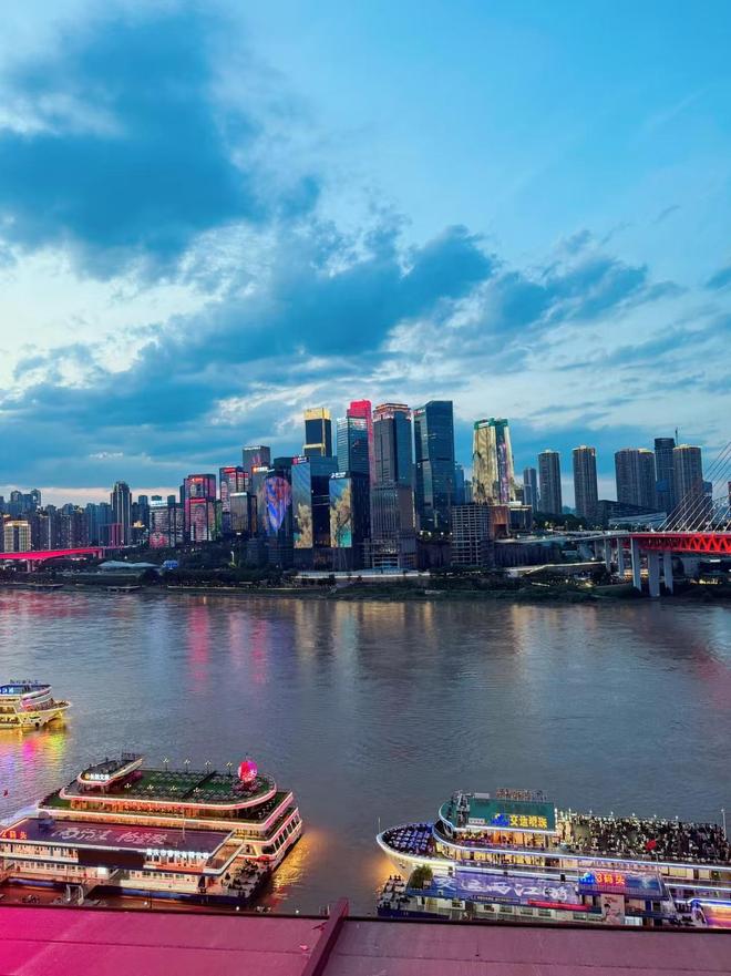 点：洪崖洞磁器口TOP0打卡攻略全揭秘P